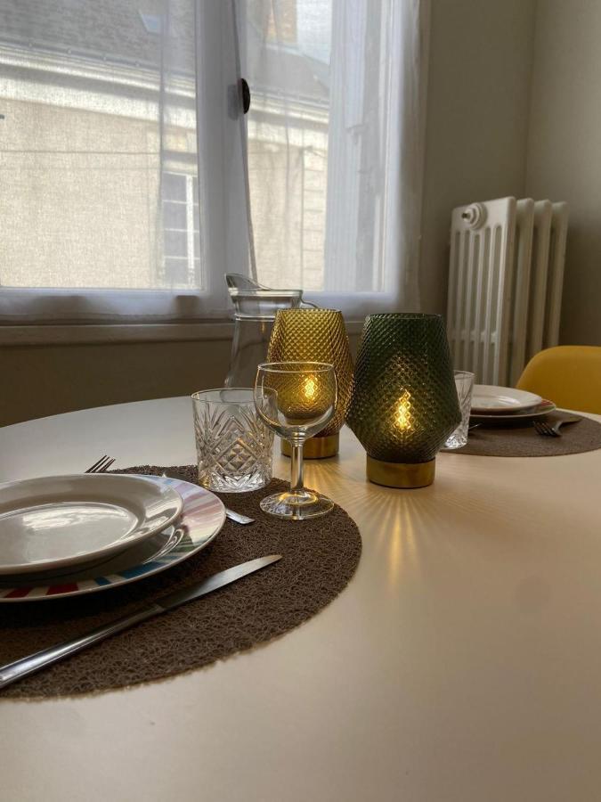 Cosy T1 ! Proche Commerces Et Axes Routiers 雷诺堡 外观 照片